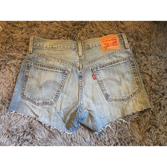 Vintage Levi’s Cut Off Shorts - Picture 2 of 5